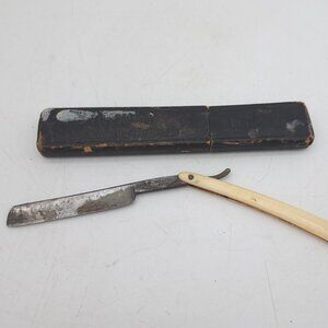 C. Boland Brussels Straight Razor Garantie Paris With Box